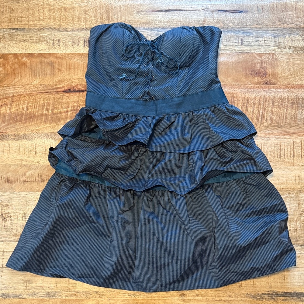 Kimchi Blue Urban Outfitters layered dress women’s medium